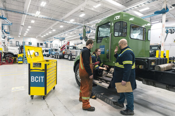 bcit-heavy-duty-truck-technology