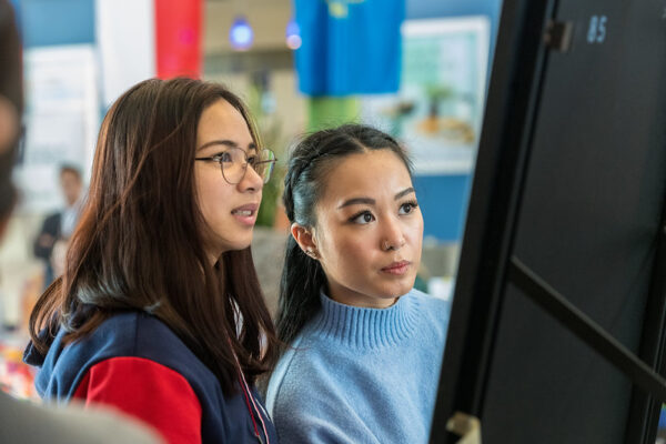 New BCIT Students on an orientation session