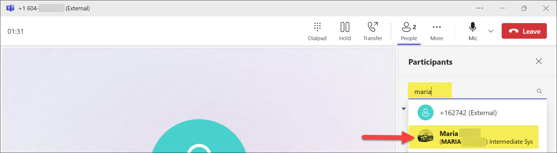 Screenshot Teams call conferencing and adding person in active call