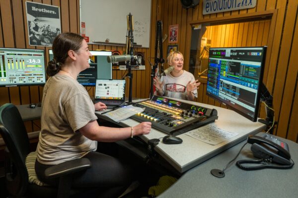 20250513-Radio_Arts-8594