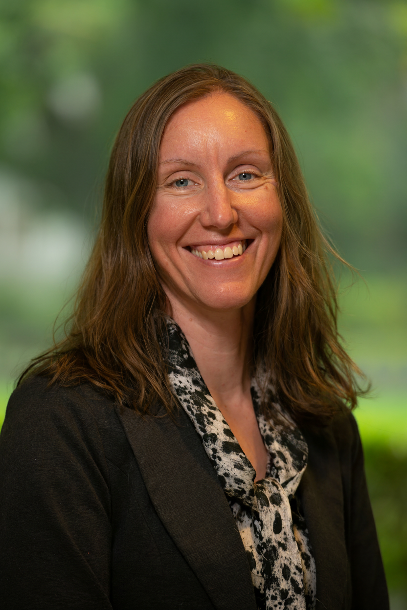 Leslie Major headshot