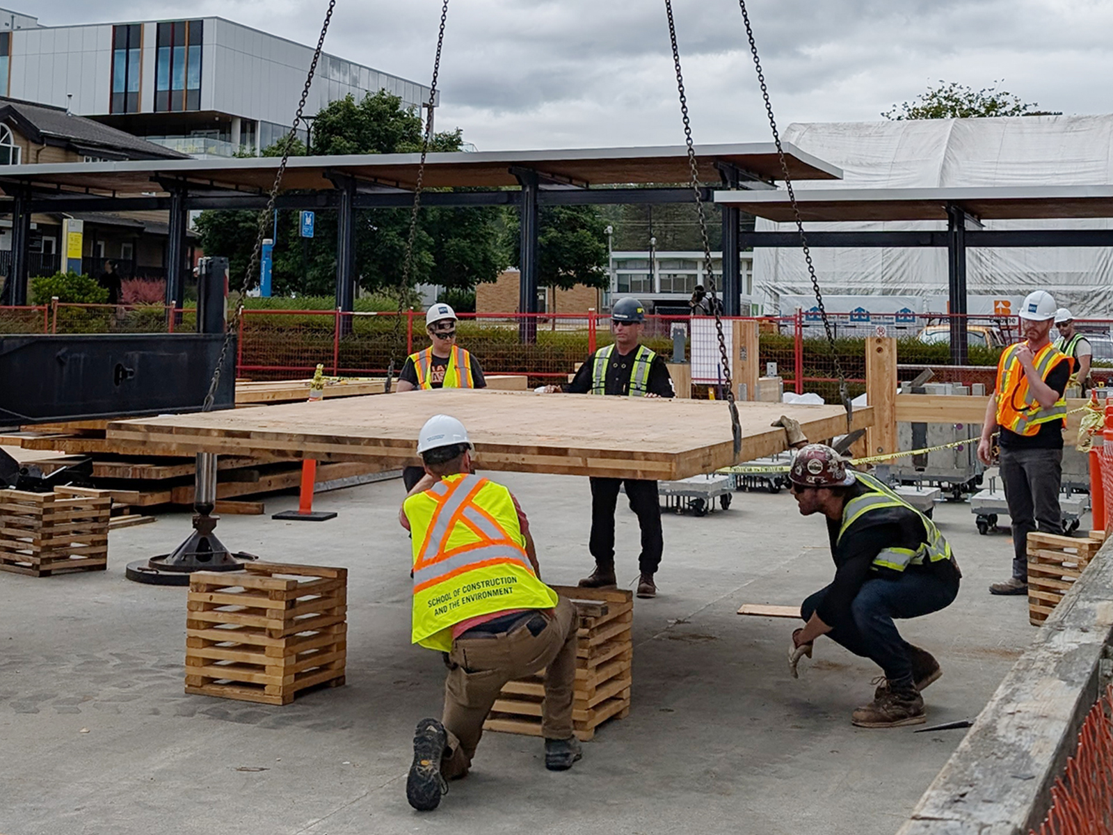 Peter Boeckeler from Kalesnikoff delivering a guest lecture on mass timber connections as part of the practiucm.